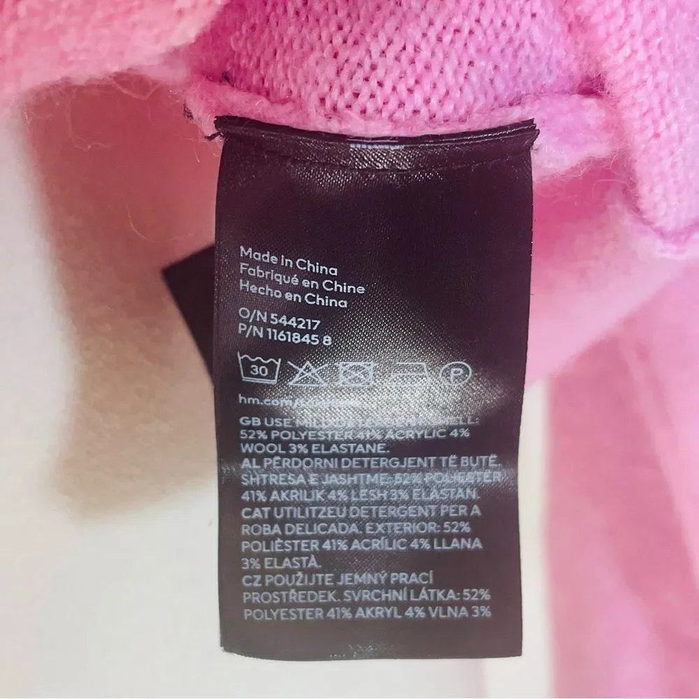 H&M Divided Pink Wool & Elastane Blend Pink “Love Around You” Sweater Size M - Picture 4 of 7